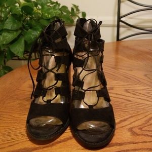 Forever 21 Black Suede 9M